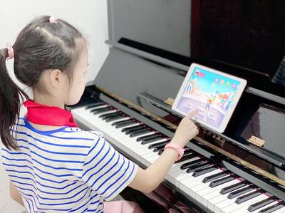 藝術考級恢復 鋼琴智能陪練助力高效練琴與音樂教育發展